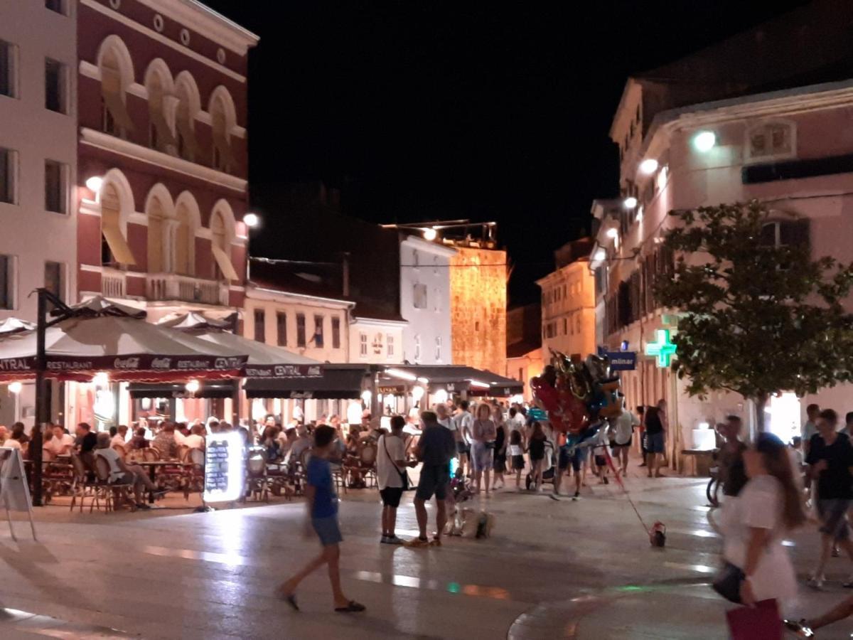 דירות פורץ Parentium Town Center מראה חיצוני תמונה